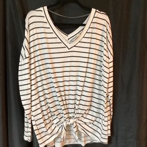 Black and White top